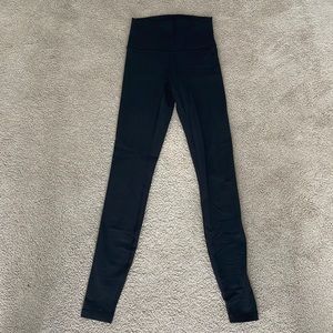 Black lululemon leggings